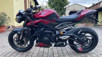 Triumph Street Triple 765 RS (2023 - 26)