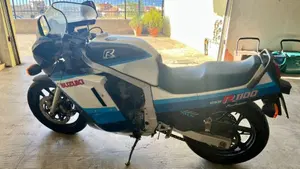 Suzuki   (4)