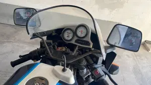 Suzuki   (7)