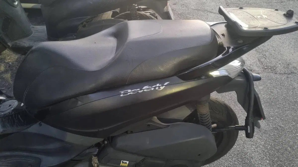 Piaggio Beverly 300 i.e. (2010 - 16)  (5)