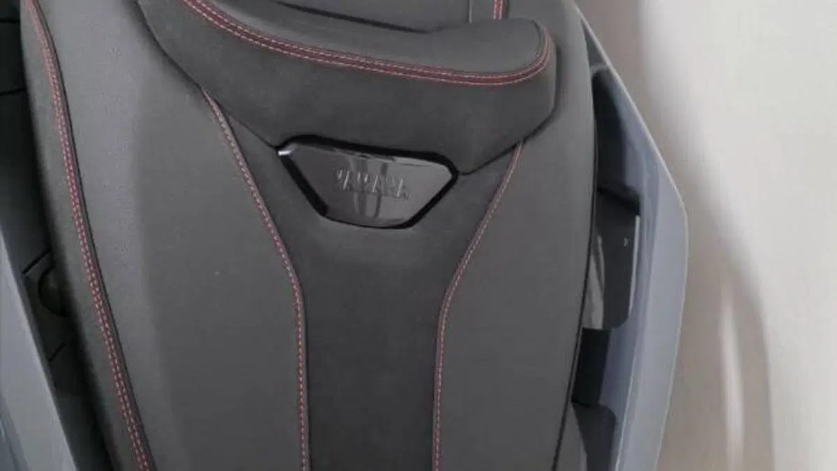 Yamaha X-Max 300 Tech Max (2021 - 24)  (3)
