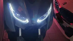 Yamaha X-Max 300 Tech Max (2021 - 24)  (6)