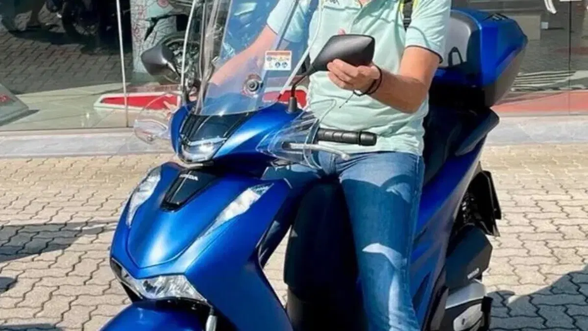 Honda SH 150i (2024 - 25)  (6)