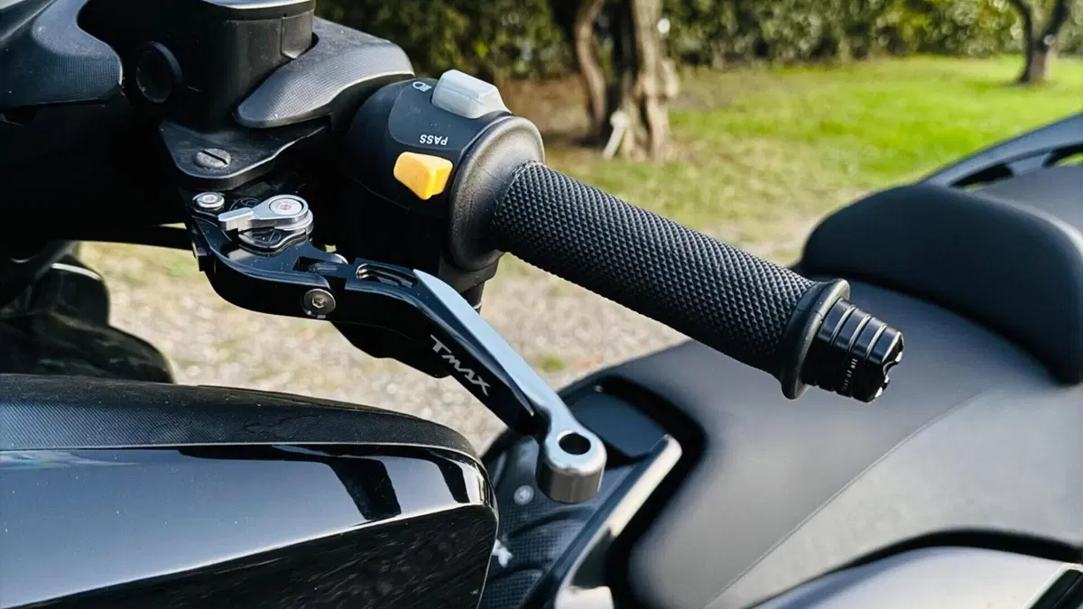 Yamaha T-Max 500 (2008 - 12)  (11)
