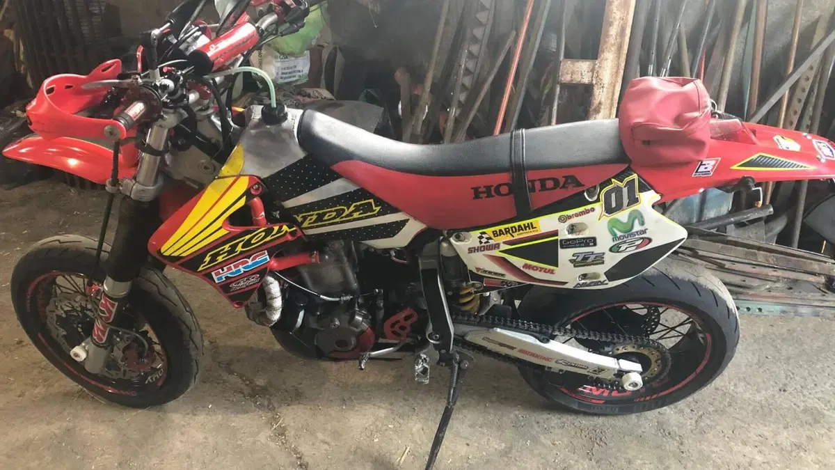 Honda XR 650 R Supermotard (2002 - 04)  (4)