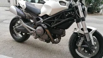 Ducati Monster 696 (2008 - 13) usata