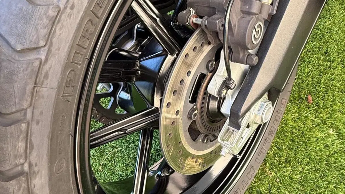 Ducati Scrambler 800 Icon Dark (2021 - 22)  (4)