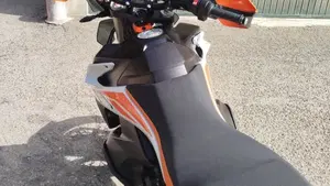KTM 790 Adventure R (2019 - 20)  (3)