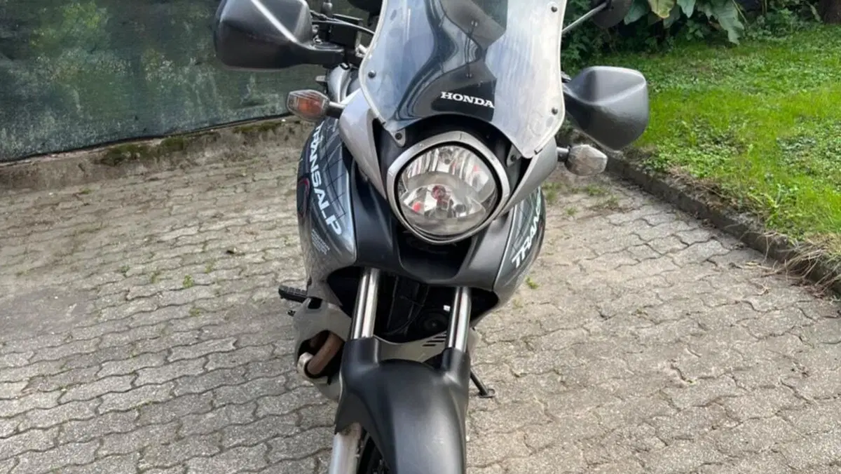 Honda Transalp XL 700 V (2007 - 13)  (2)