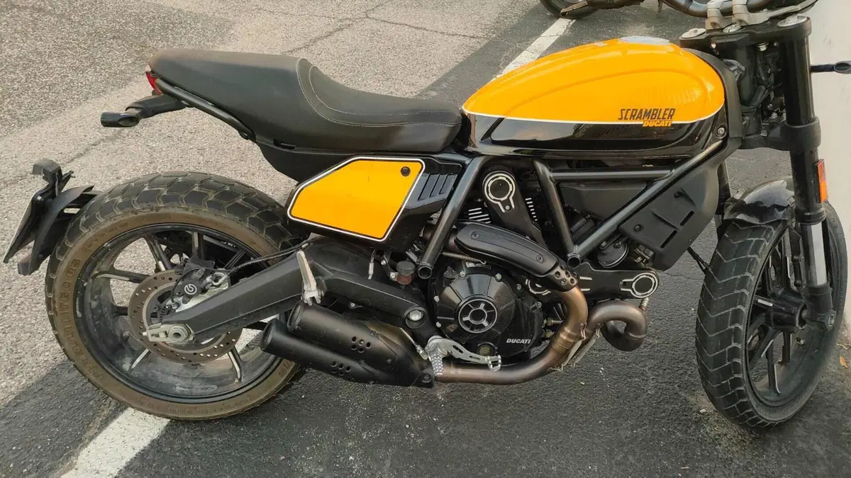 Ducati Scrambler 800 Full Throttle (2017 - 21) 