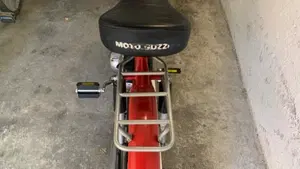 Moto Guzzi   (2)