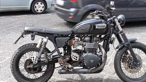 Triumph Scrambler (2006 - 17)  (6)