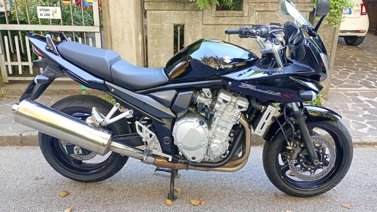 Suzuki GSF 650 Bandit S (2006 - 12)  (3)