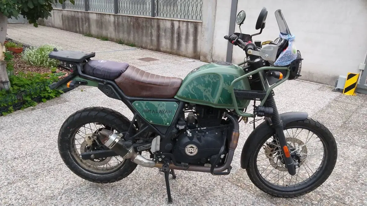 Royal Enfield Himalayan 411 (2021 - 24)  (2)