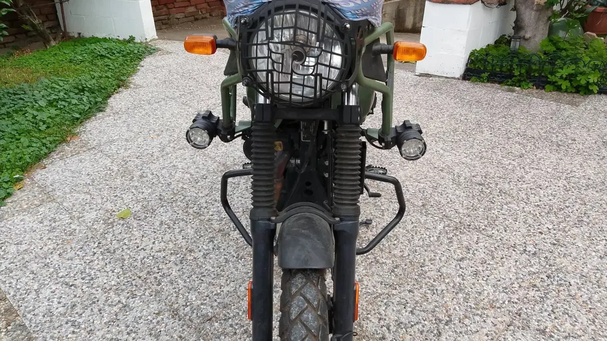 Royal Enfield Himalayan 411 (2021 - 24)  (3)