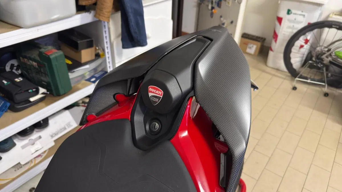 Ducati Streetfighter V4 S (2025 - 26)  (2)