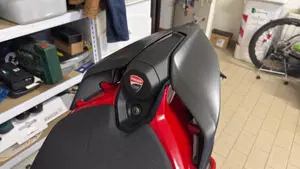Ducati Streetfighter V4 S (2025 - 26)  (2)