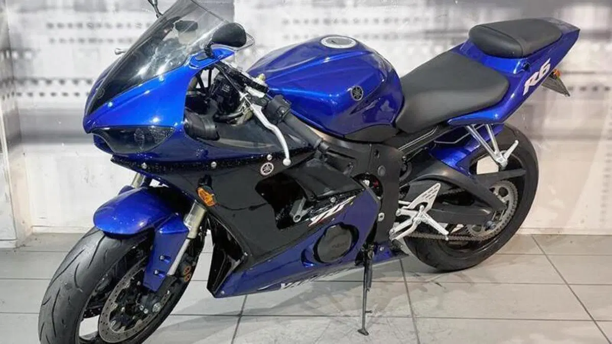 Yamaha YZF R6 (2003 - 04)  (3)