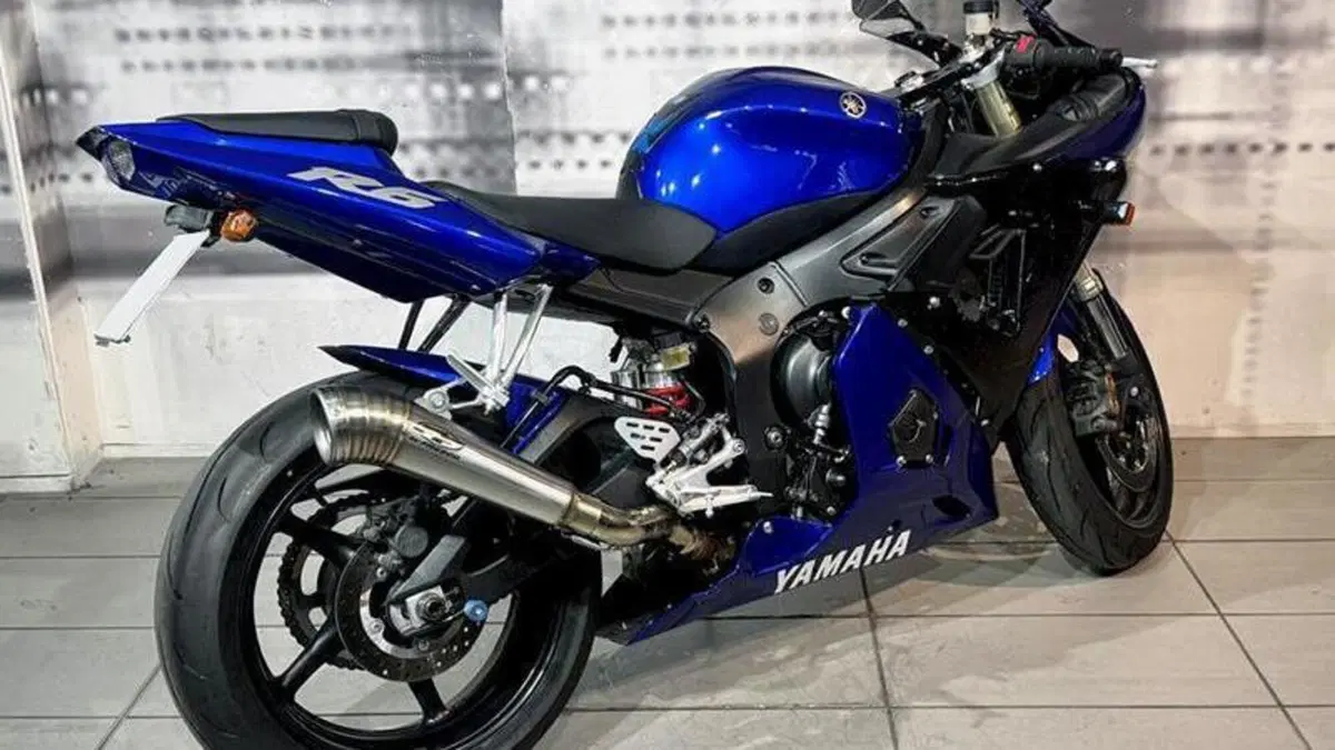 Yamaha YZF R6 (2003 - 04)  (4)