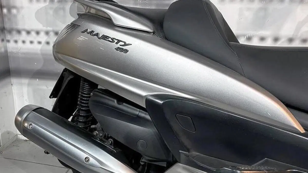 Yamaha Majesty 400 (2004 - 08)  (7)
