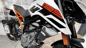 KTM 125 Duke ABS (2017 - 20)  (4)