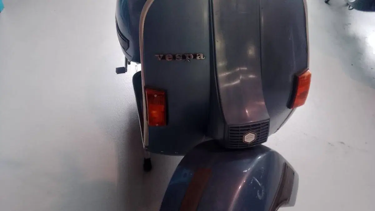 Piaggio Vespa 125 PX  (4)