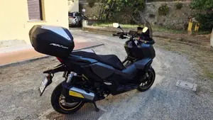 Honda ADV 350 (2022 - 24)  (3)