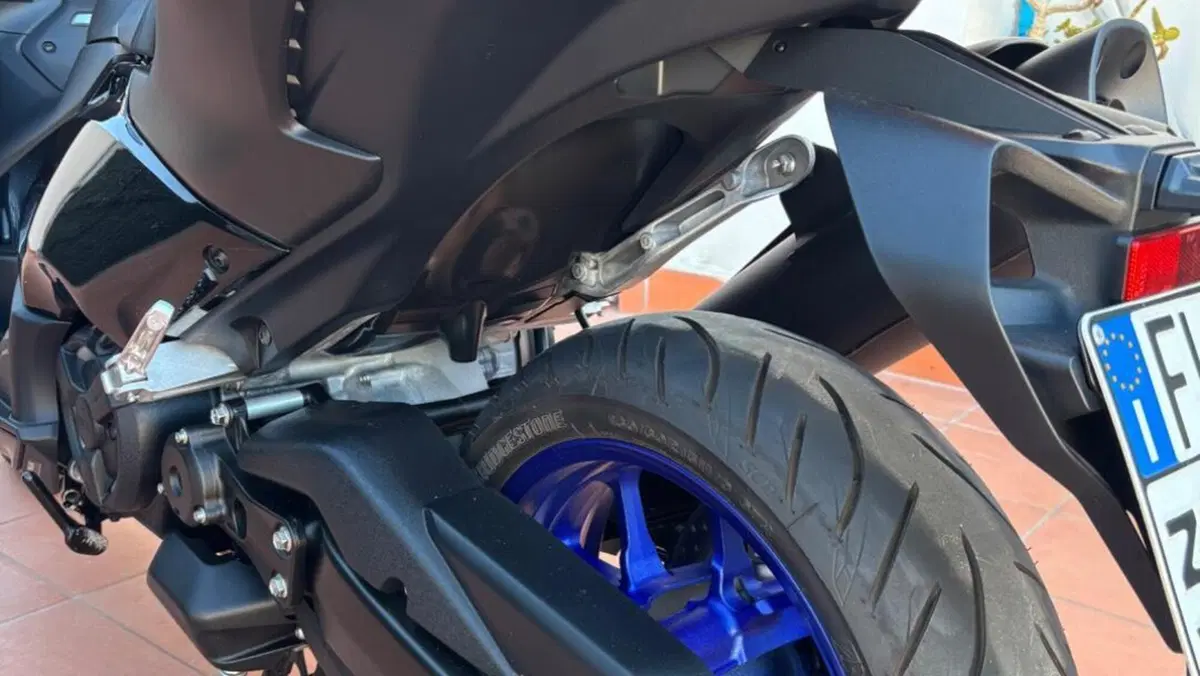 Yamaha T-Max 560 (2022 - 24)  (8)