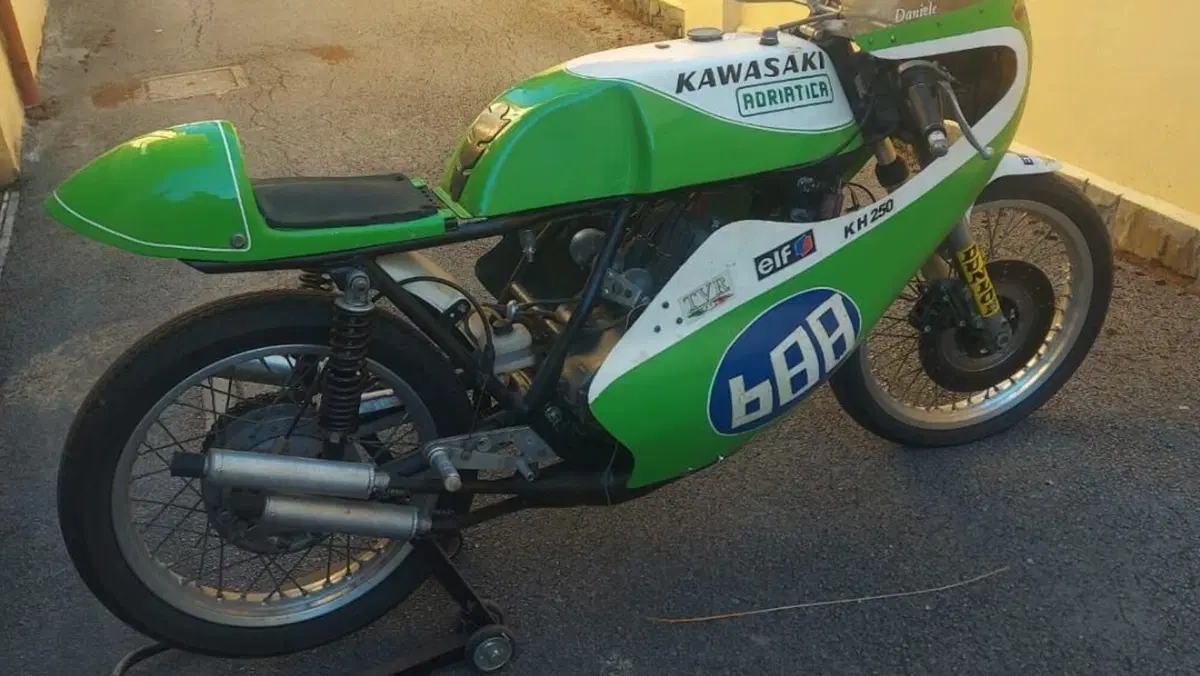 Kawasaki   (5)