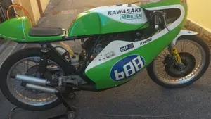 Kawasaki   (6)