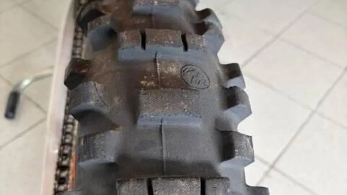 KTM 300 EXC E TPI (2019)  (9)