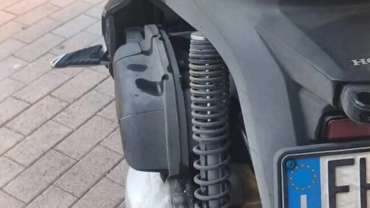 Honda SH 300 i Sport ABS (2018 - 20)  (2)