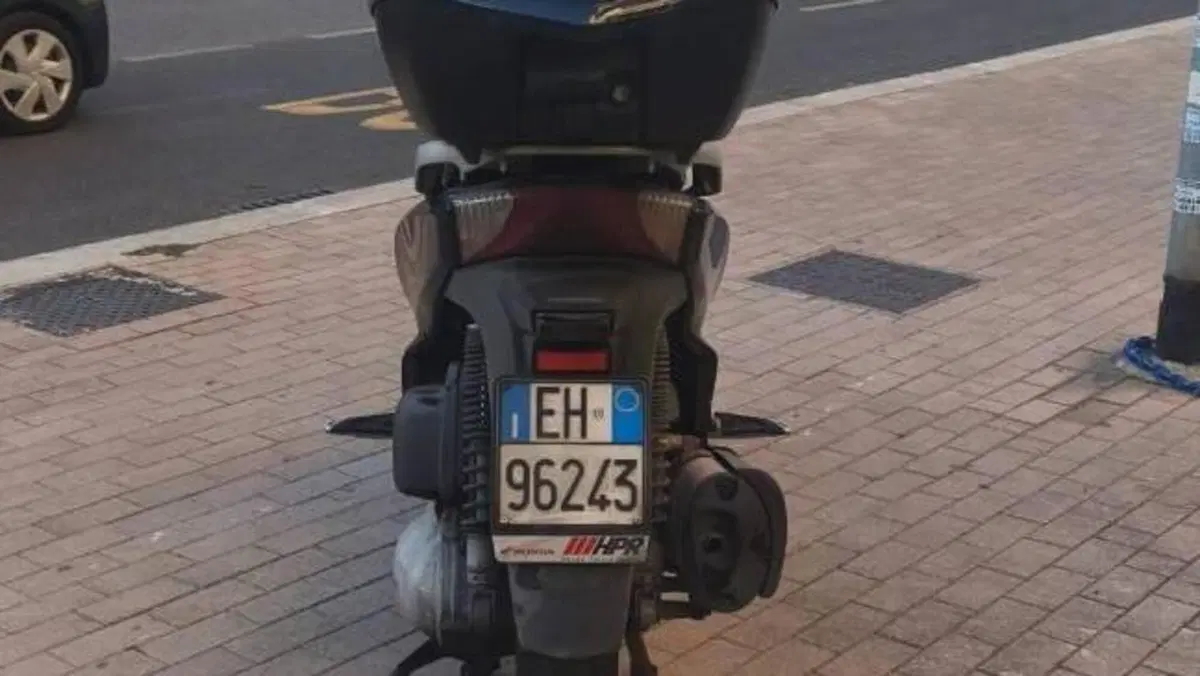 Honda SH 300 i Sport ABS (2018 - 20)  (6)