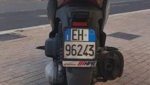 Honda SH 300 i Sport ABS (2018 - 20)  (8)