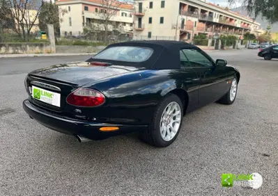 Jaguar XKR  (8)