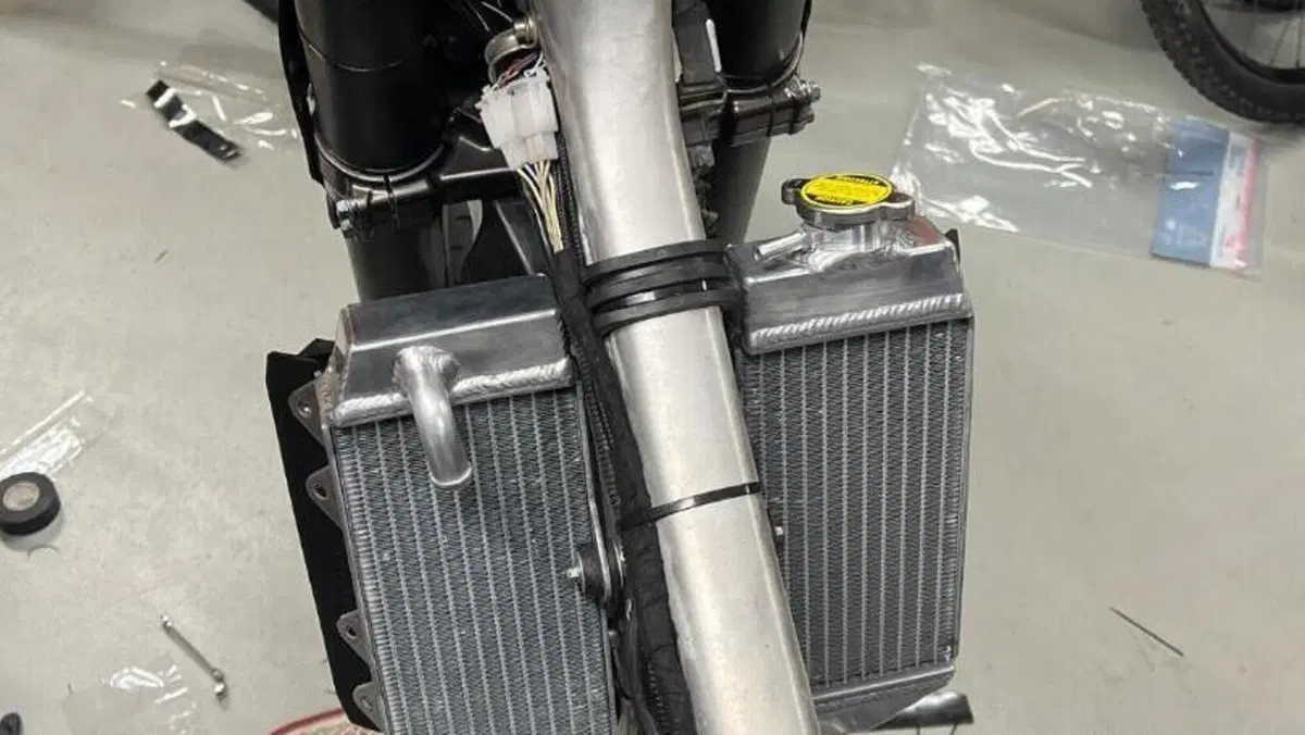 Yamaha YZ 125 (2017)  (10)