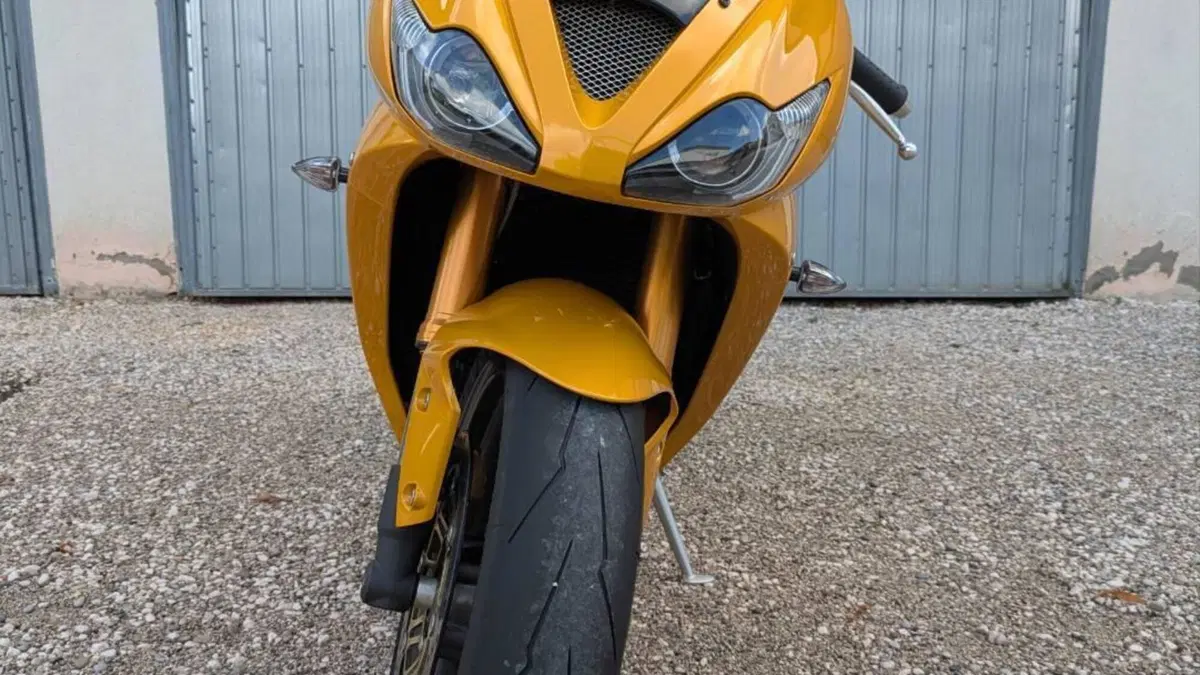 Triumph Daytona 675 (2006 - 08)  (3)