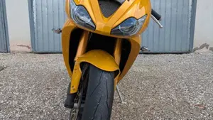 Triumph Daytona 675 (2006 - 08)  (3)