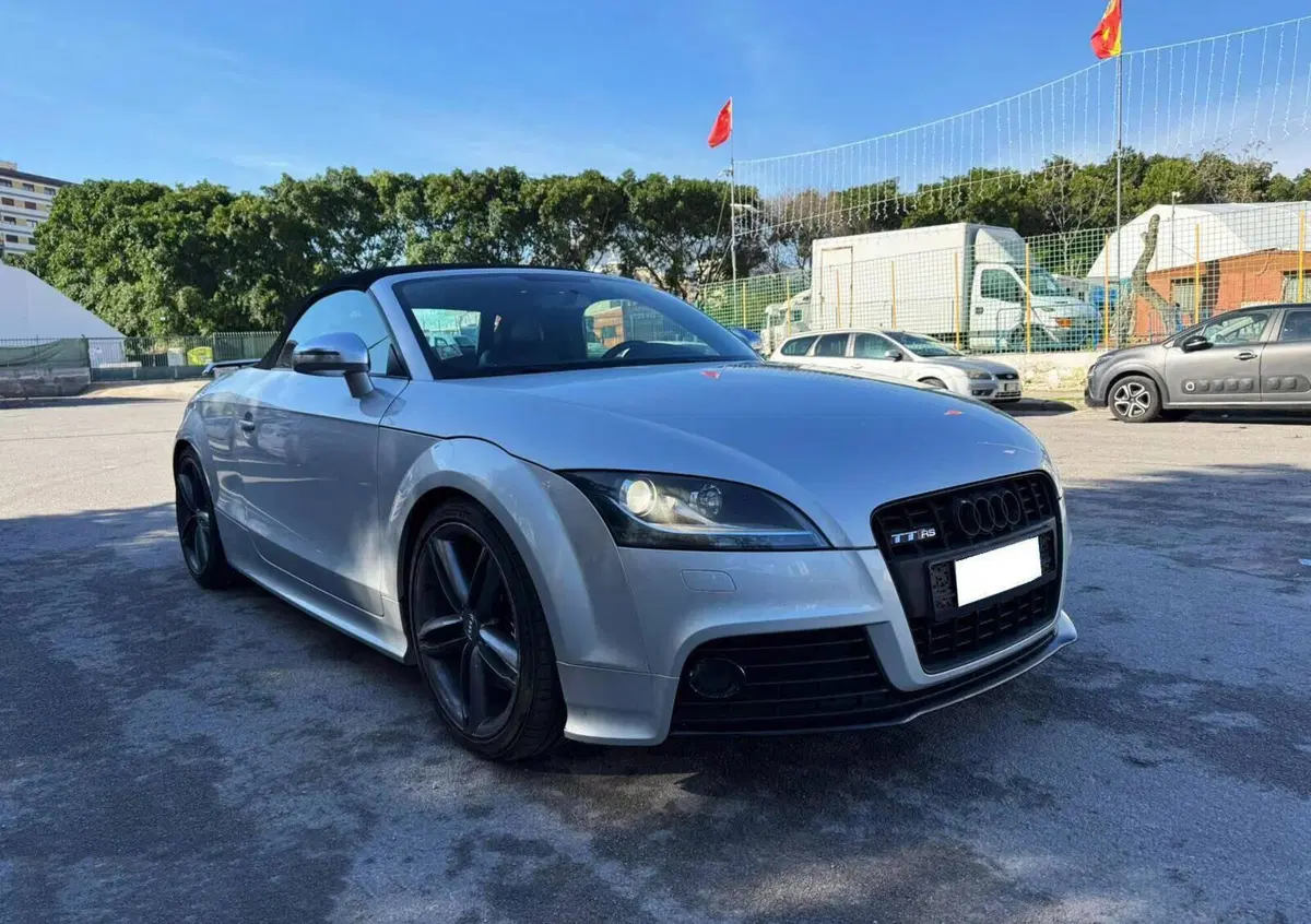 Audi TTS Cabrio 2.0 272 CV TFSI quattro S tronic (3)