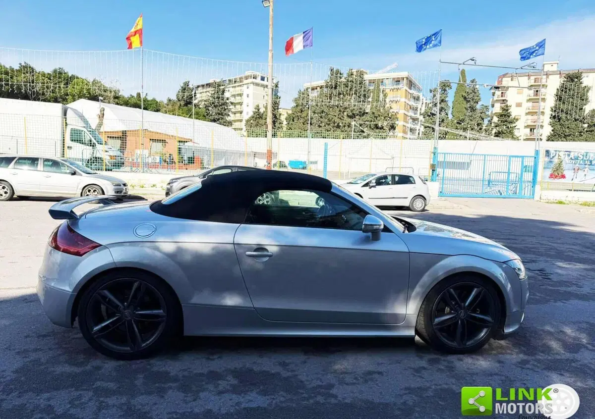 Audi TTS Cabrio 2.0 272 CV TFSI quattro S tronic (4)