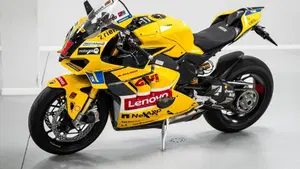 Ducati Panigale V4 Bagnaia 2023 World Champion Replica (2024)  (20)
