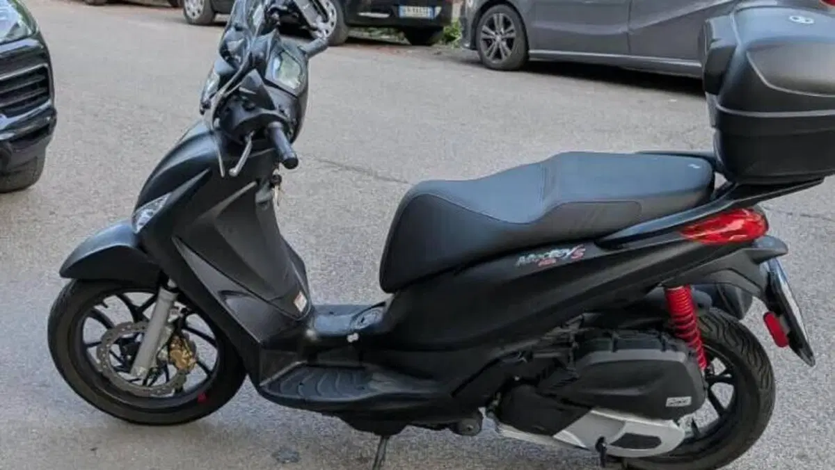 Piaggio Medley 125 S ABS (2021 - 24)  (3)
