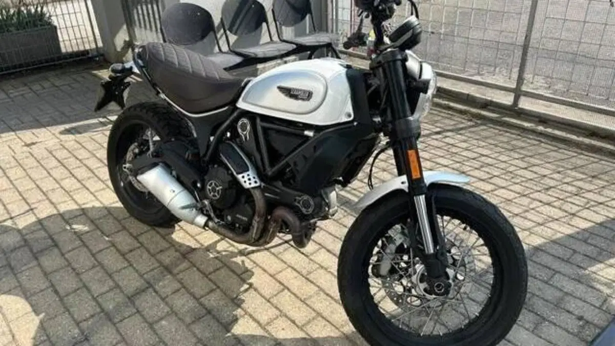 Ducati Scrambler 800 Classic (2017 - 18)  (7)