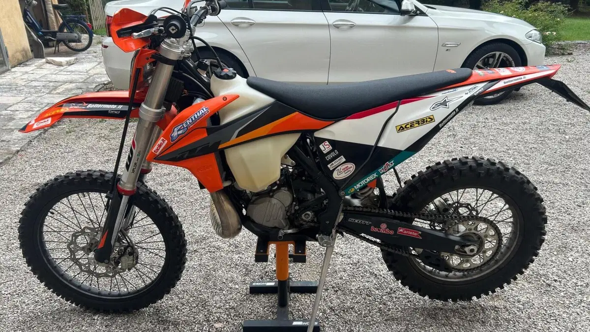 KTM 300 EXC E TPI (2021)  (2)