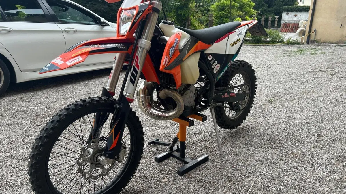 KTM 300 EXC E TPI (2021)  (3)