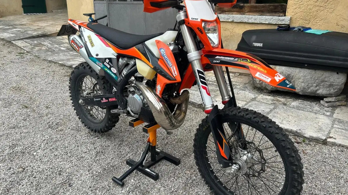KTM 300 EXC E TPI (2021)  (5)