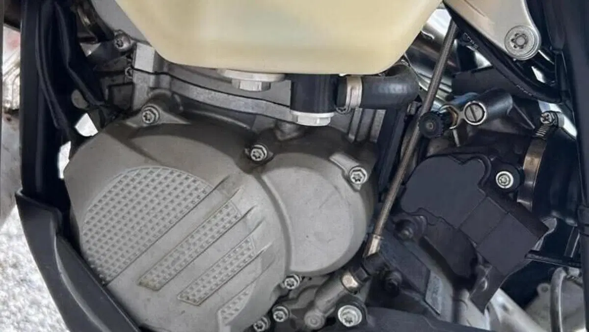 KTM 300 EXC E TPI (2021)  (7)
