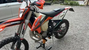 KTM 300 EXC E TPI (2021)  (8)