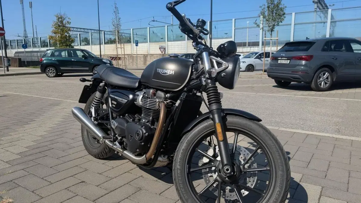 Triumph Speed Twin 900 (2023 - 24)  (4)
