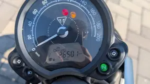 Triumph Speed Twin 900 (2023 - 24)  (6)